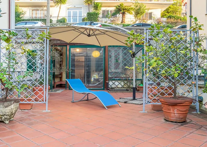 Guesthost - X5 With Terrace Apartmán Lerici